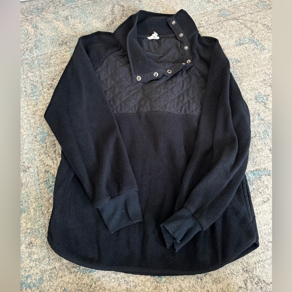 Cozy black snap pullover